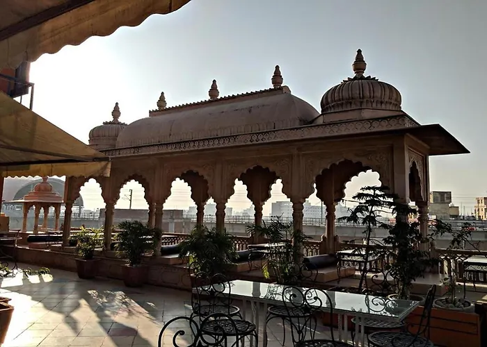 Gypsy Monkey Hostel Jaipur